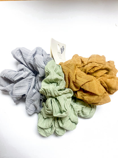 Lovely Linen Scrunchie Set