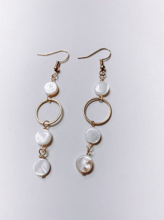 Oh Pearl Dangle Earrings
