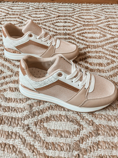 Cindy Camel Sneakers